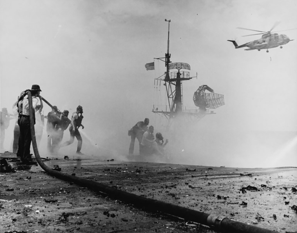 Black and white photo of the deck.