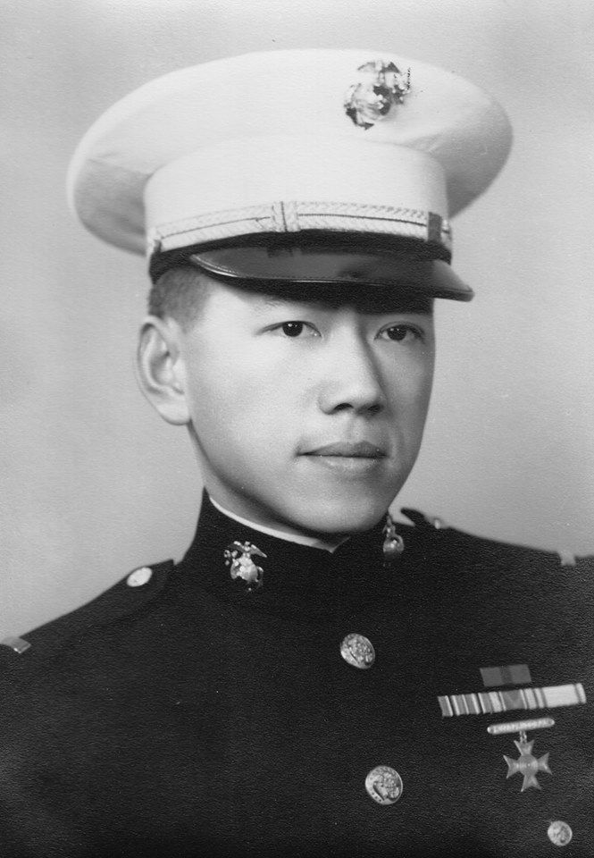 Young Lieutenant Kurt Lee in black and white photo.