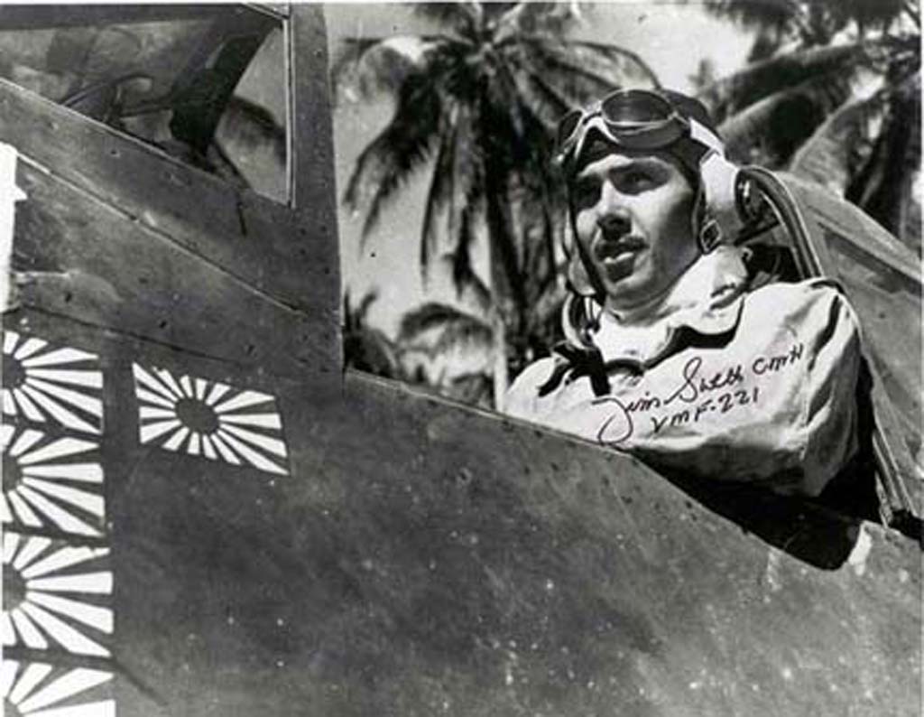 Photo of U.S. Marine Reserve fighter pilot James E. Swett during World War II.