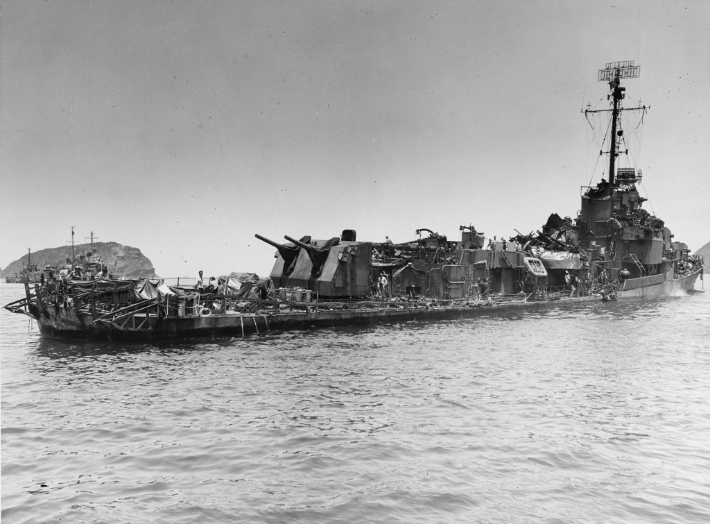 USS Aaron Ward after kamikaze attack May 1945.